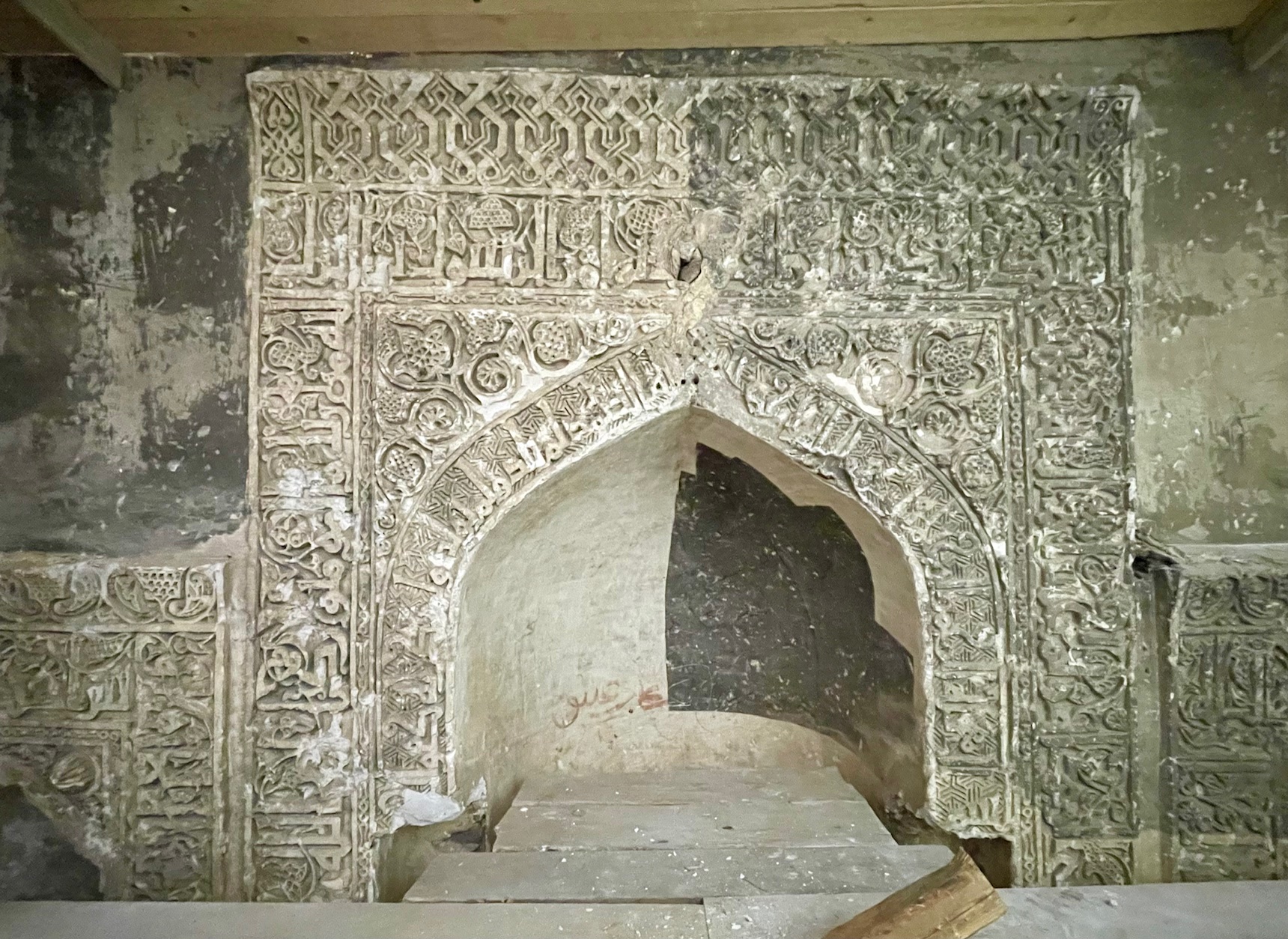 Bianca Madden | Conservation Laser Cleaning in Cairo's City of the Dead